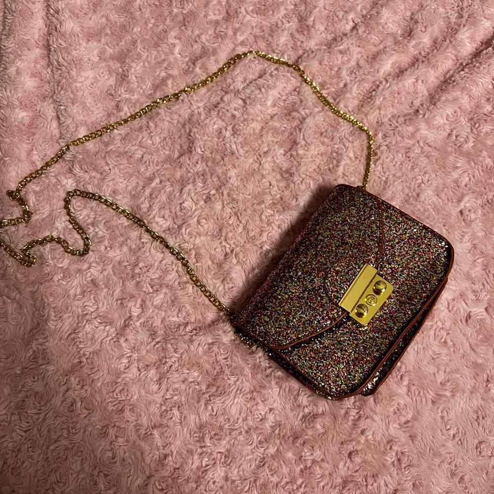 Purse! - Picture 2 of 3